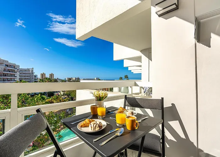 Апартаменти Golden View Ponderosa Адехе