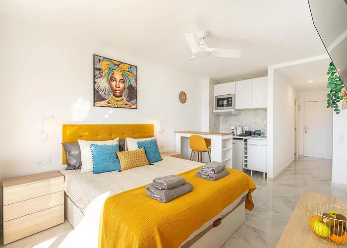 Апартаменти Golden View Ponderosa Адехе