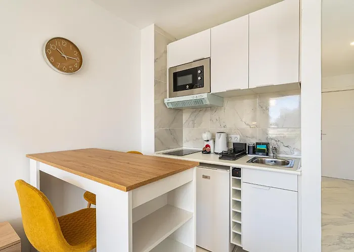 Golden View Ponderosa Апартаменти Адехе