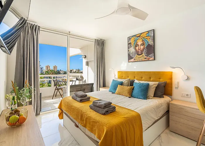 Апартаменти Golden View Ponderosa *