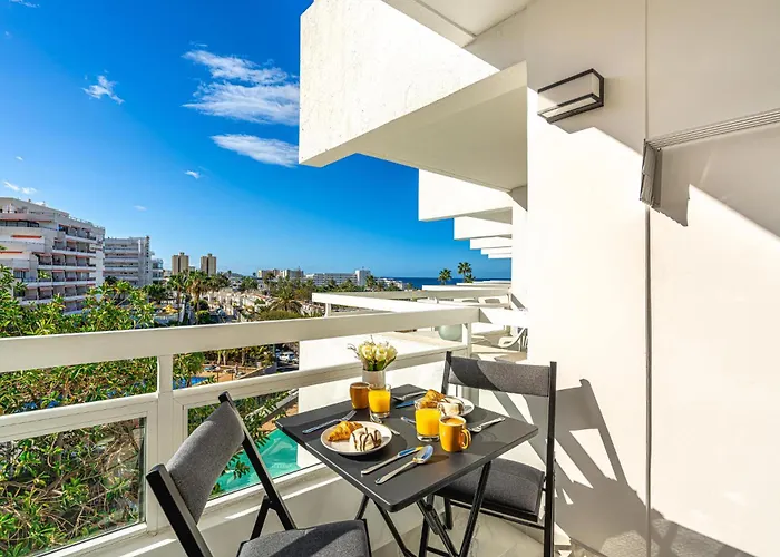 Апартаменти Golden View Ponderosa Адехе